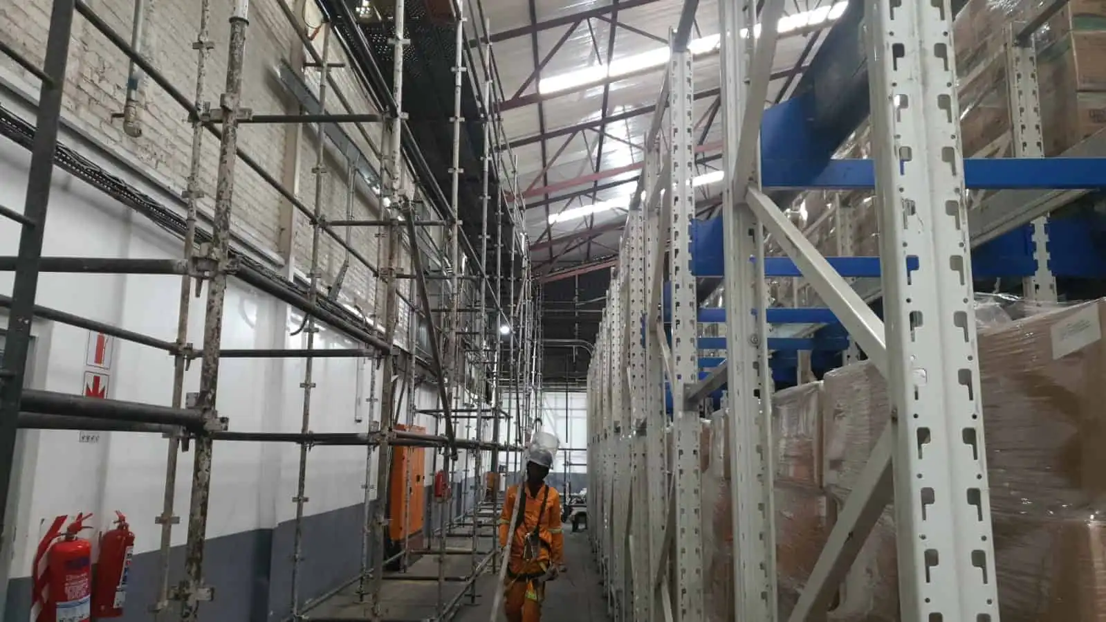 Scaffolding for High-Level Cleaning